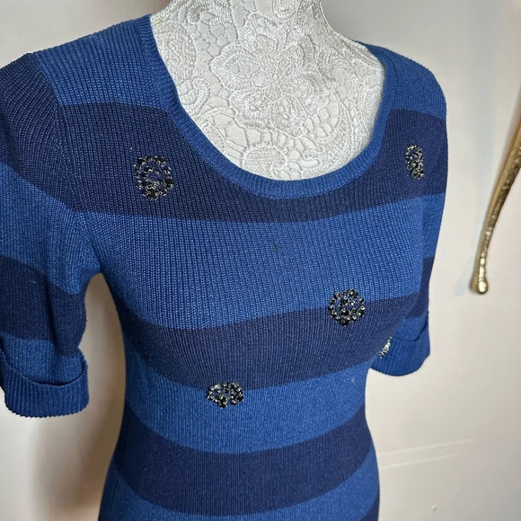 French Embellished Knit Sz. A - Picture 5 of 5